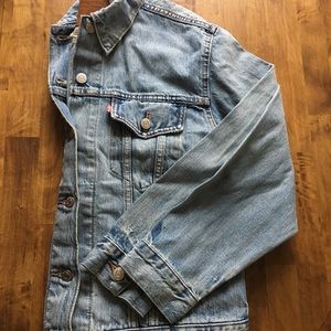 Ex boyfriend trucker jacket